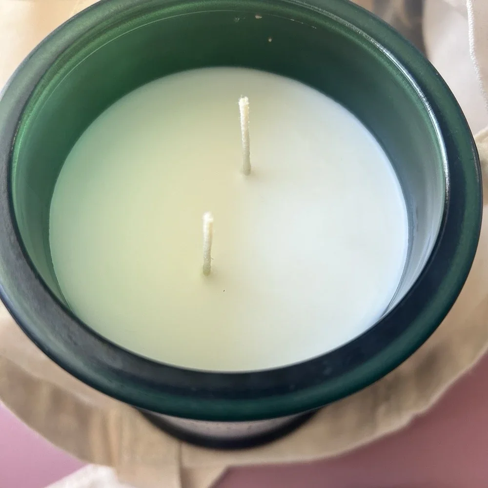 New Tuscany Scented Soy Candle with Essential Oils Holly & Hearth 18oz Christmas